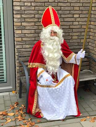 Sinterklaas (met witte jurk)